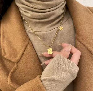 Dainty checks & star pendant pvd anti tarnish