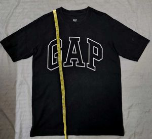 GAP Black Tshirt🇨🇳