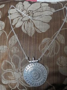 Boho necklace... Create Your Own Unique Style With This Necklace.. It Can Elevate Your Dress In A Different Way 😍