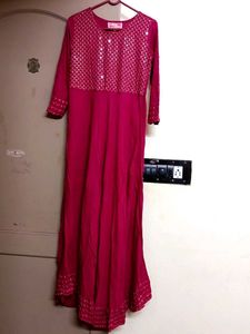 Elegant Pink Embroidered Kurta