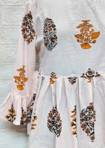 Jaipuri Floral Print Mini Cotton Kurta + Freebie