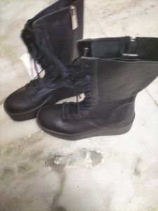 Zara brand new calf length leather boots