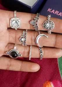 8 New Branded Rings Set