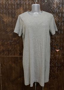 H&amp;M Gray T-Shirt Dress - Casual Chic