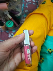 Faces Canada Beyond Shine Lipgloss Lipstick