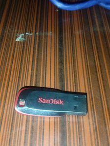 SanDisk pendrive 32gb