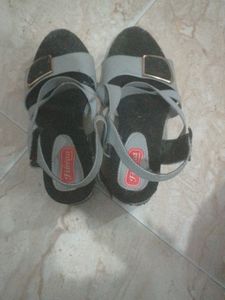 Sandal