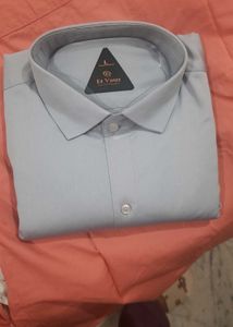 Light Blue Dress Shirt - Size L