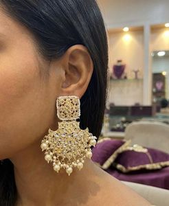 ANTI-TARNISH Elegant Kundan Drop Earrings