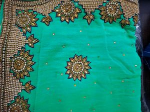Elegant Green Dualtone Saree With Blouse