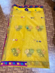 Yellow Saree With Blouse