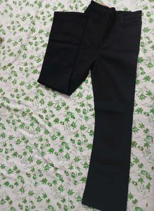 Super Stretchable Bootcut Highwaist Black Pant