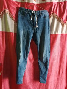 Slim Blue Jeans