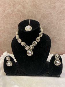 Regal Kundan Set (4pc)