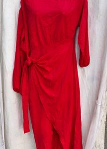 12111. Elegant Red Maxi Dress