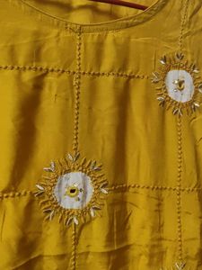 Elegant Embroidered Kurta