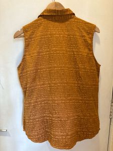 Beautiful Sleeveless Button-Up Shirt