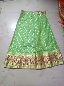 Pista Green &amp; Orenge Banarsi Lehnga Choli 💚🧡
