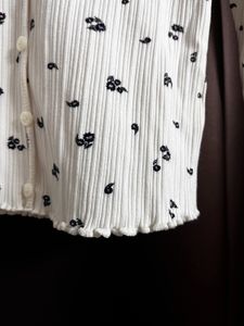 H&amp;M Top From Kids Section Will Fit S And Xs