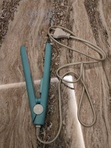 Mini Hair Straightener