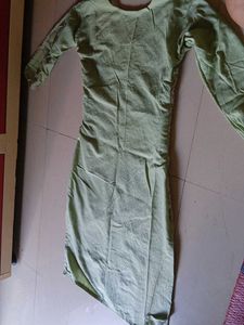 Elegant Green Embroidered Kurta