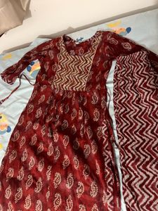 Elegant Maroon Kurta Set