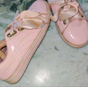 Trendy Sneakers