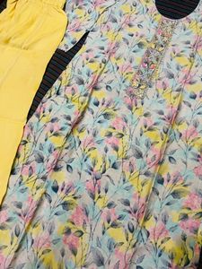 Beautiful Kurti With Palazzo Set