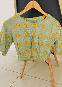 Floral Crop Top
