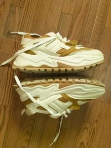 chunky sneakers ⭐️🤎