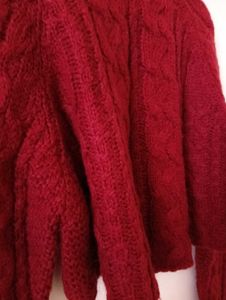 Cable Knit Cropped Pullover