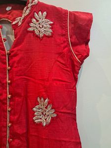 Women&#39;s fancy kurti
