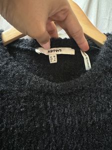 Black Korean Aesthetic Woollen Crop SweatShirt