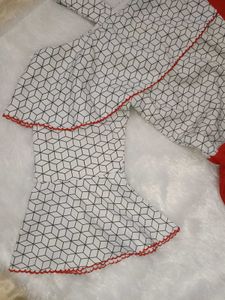 Stylish Geometric Print Top