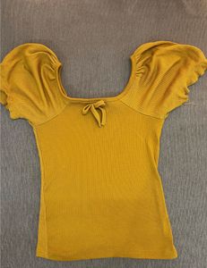 Cute Mustard Top