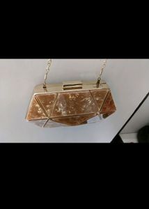 Women&#39;s Designer Resin Diamond Metallic Clutch