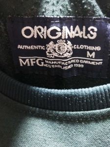 Levi&#39;s Green Sweater