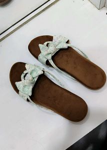 Cute Bow Flip Flops