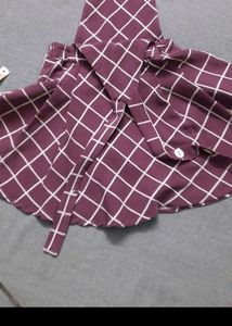 Pinfore Drass With White Top