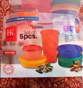 Containers And Sipper