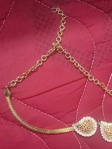 Elegant Gold-Tone Necklace Set