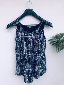 Chic Print Top