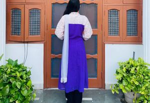 Elegant Green Embroidered Kurta Set