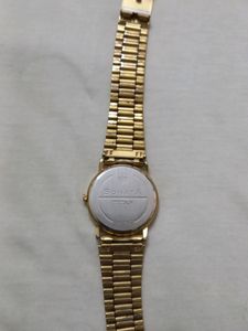 SONATA GOLD GENTLY USED TOP CONDITION WATCH