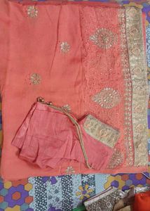 I am selling saree