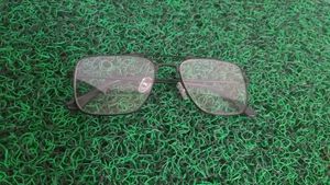Stylish Aviator Glass