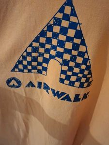 Airwalk Graphic Tee