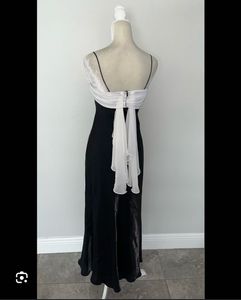 Classy 90s Gown
