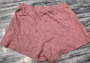 28 Size Shorts 💚