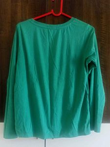 Green Long Sleeve Top